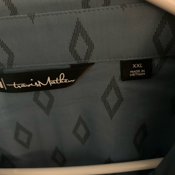 🔹WORN ONCE🔹EUC🔹TRAVIS MATHEW BUTTON UP DRESS SHIRT🔹 - Picture 2 of 2